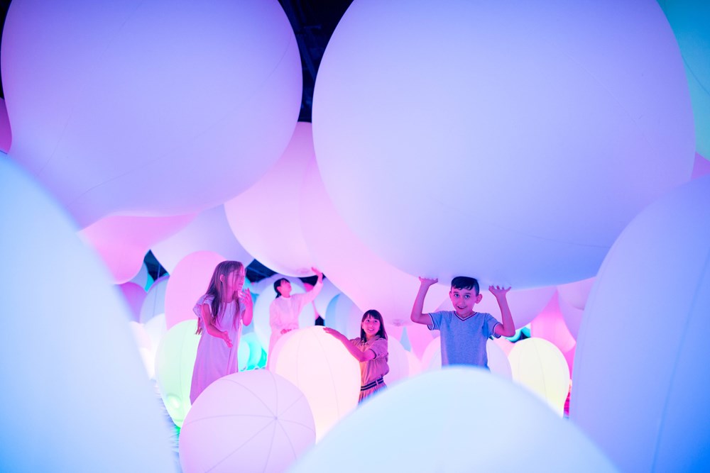 Immersive Storytelling for Real and Imagined Worlds