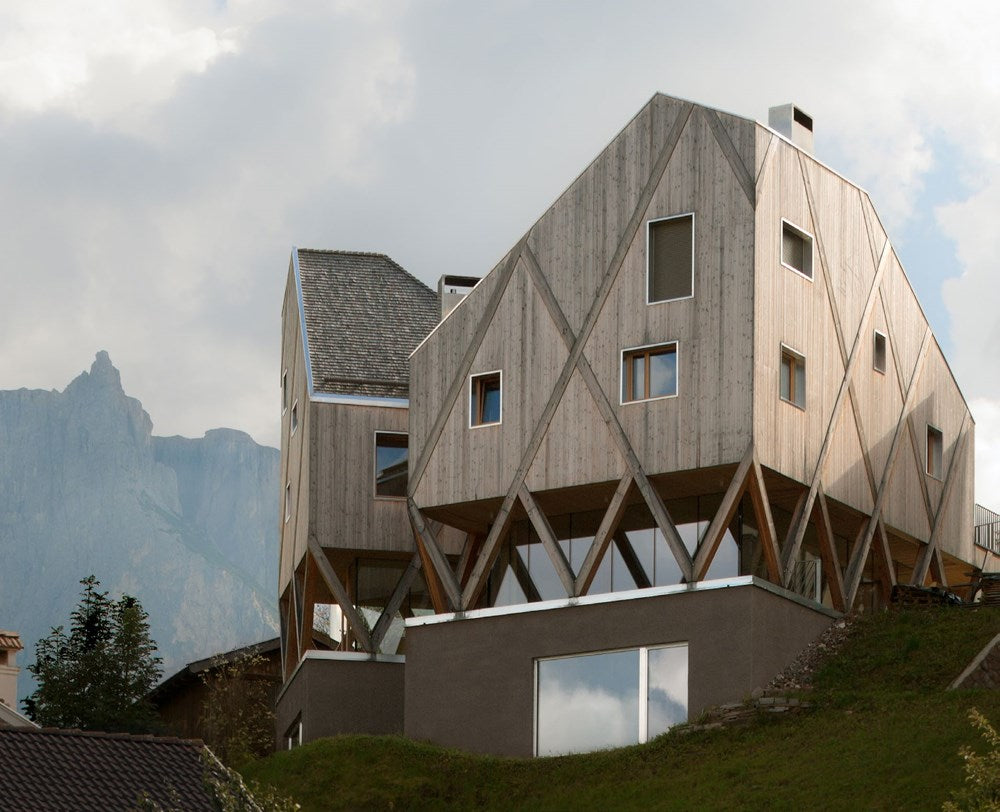 Manual of Biogenic House Sections: Materials and Carbon