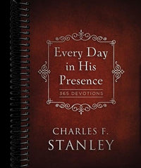 Every Day in His Presence: 365 Devotions